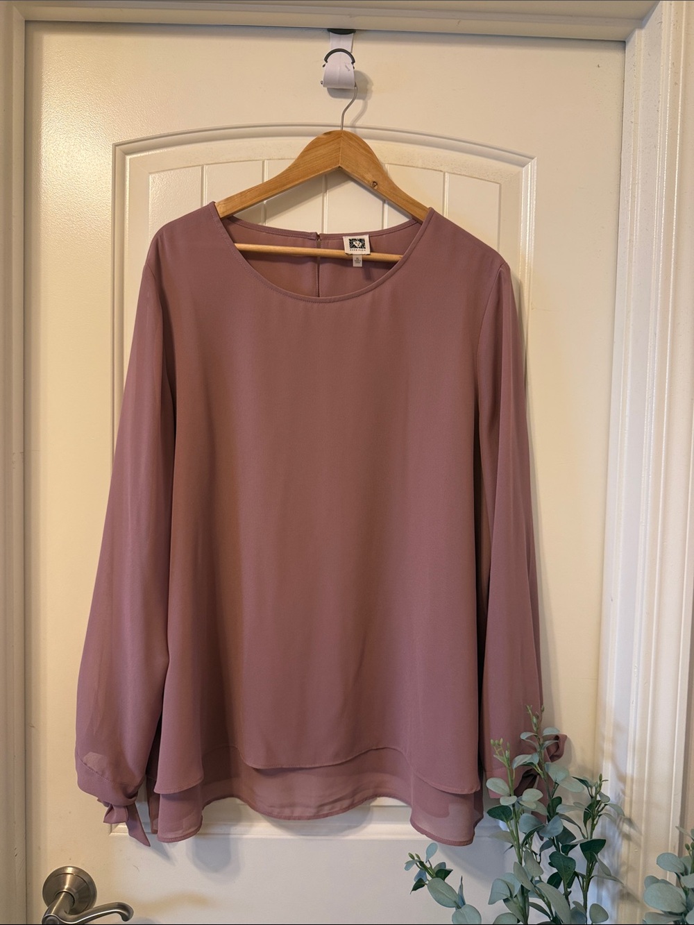 Anne Klein Dusty Mauve Layered-Hem Long Sleeve Blouse